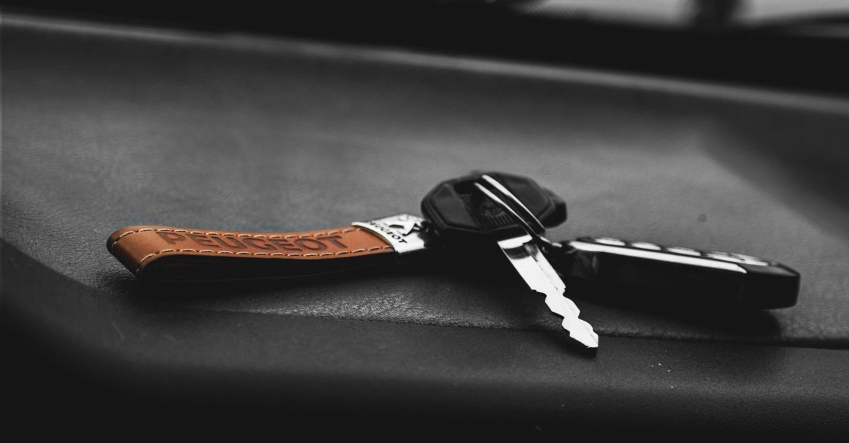 Chevrolet car key fob — Hamilton Locksmiths