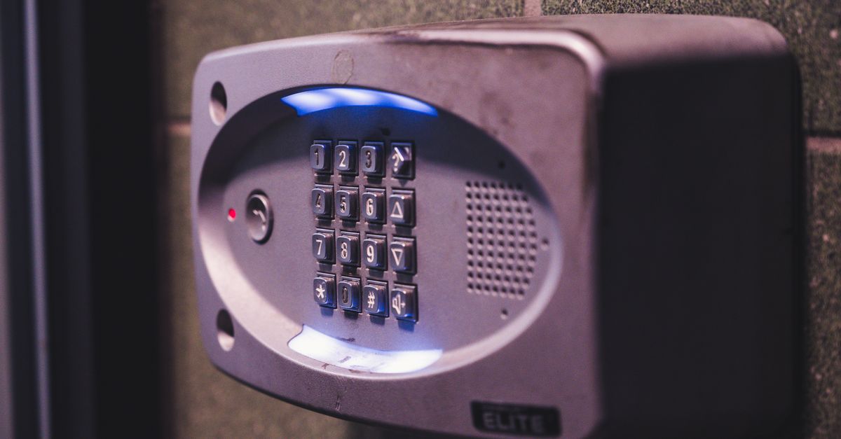 When to Call a Commercial Locksmith for Emergency Rekeying or Access Changes — Hamilton Locksmiths